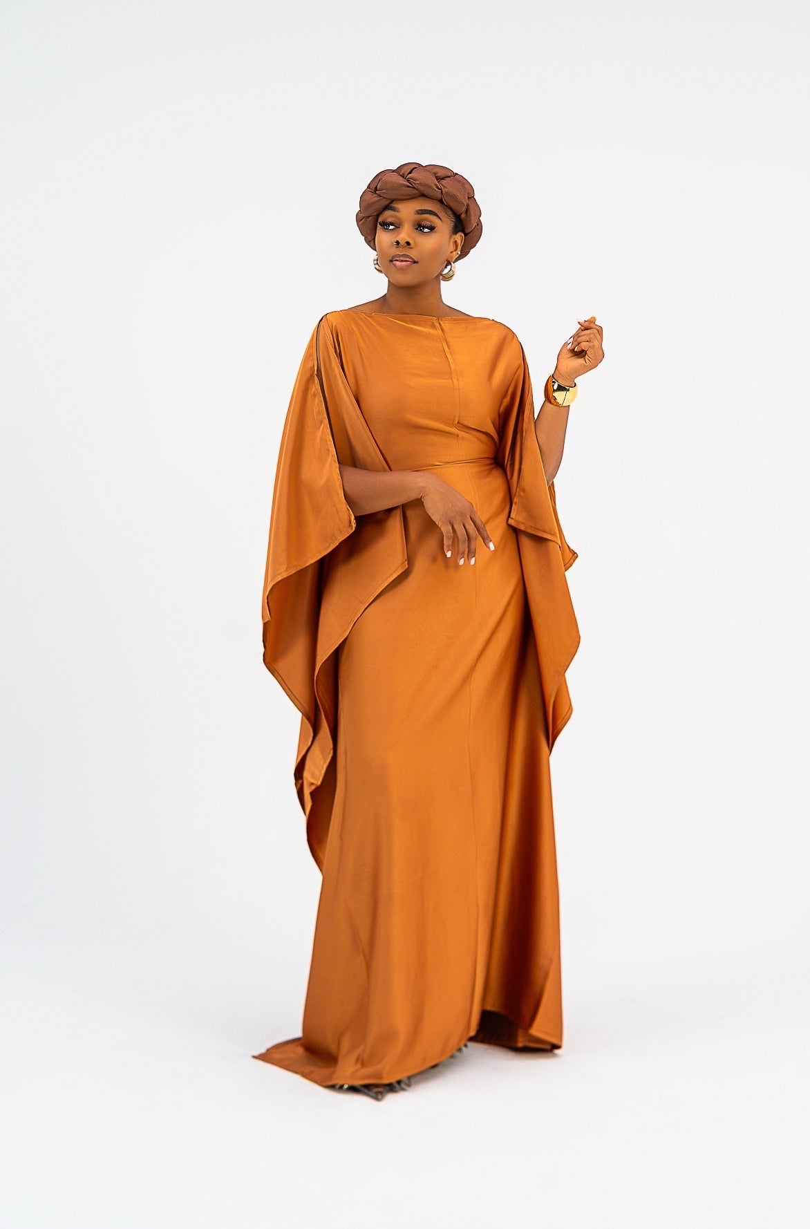 Akunna Bubu (Brown-Golden Silk Fabric)